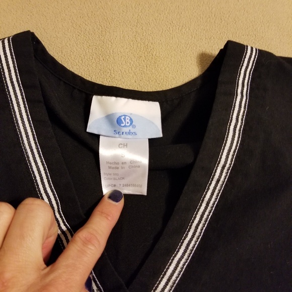 Scrub top - Picture 2 of 2